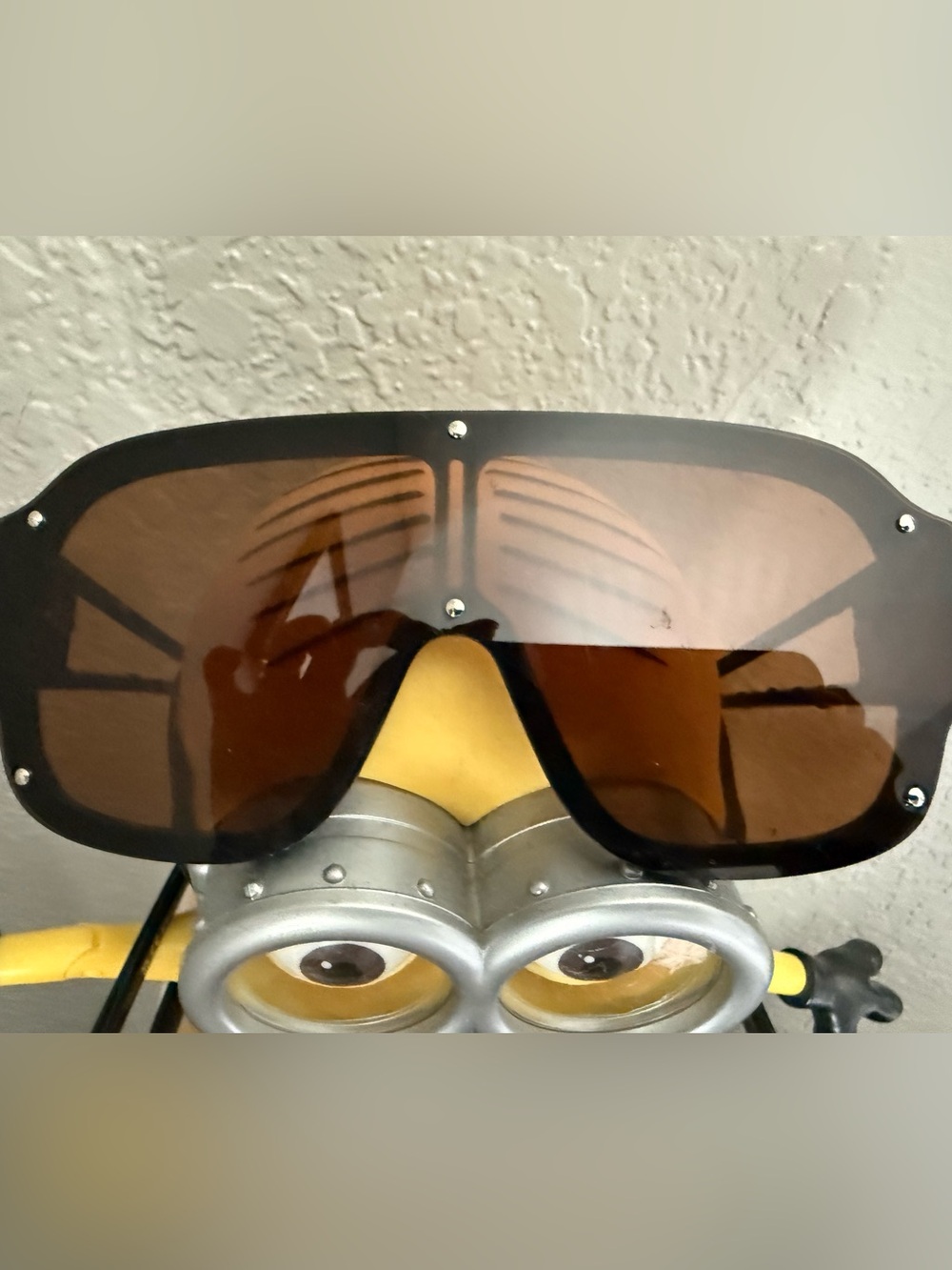Unbranded Women Shield Sunglasses with Brown Lenses